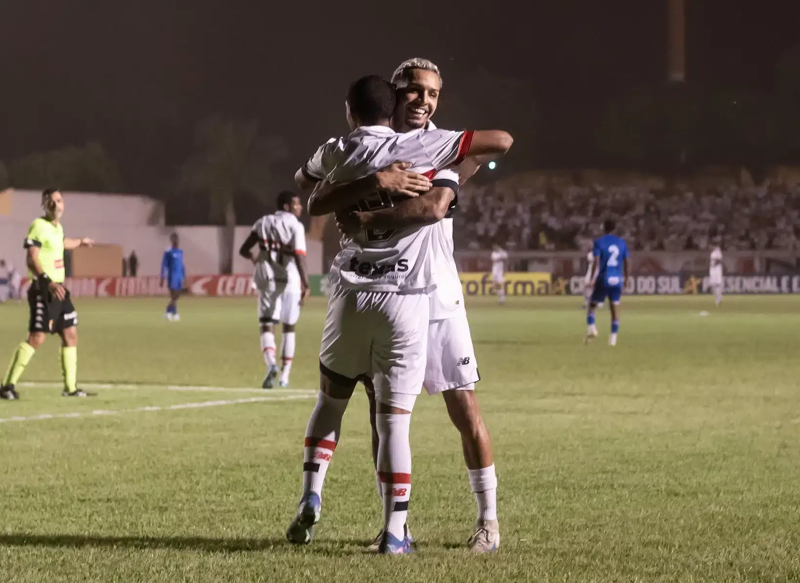 São Paulo enfrenta o Criciúma na semifinal da Copinha 2025